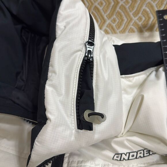 (N4) Andrew Marc Glow in the Dark Quilted Down Jacket Size M Uniset - Picture 10 of 16